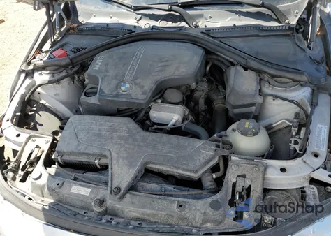 2016 BMW 320 Xi z USA, uszkodzony, nr VIN WBA8A3C50GK551307